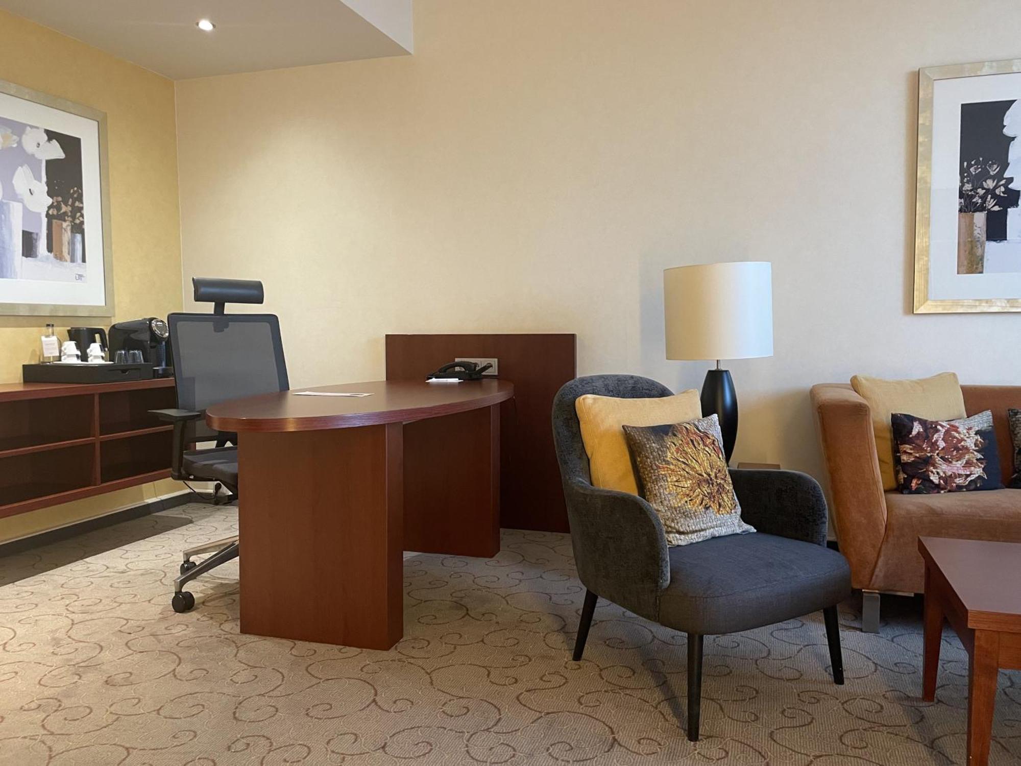 Crowne Plaza Antwerpen By Ihg Hotell Eksteriør bilde